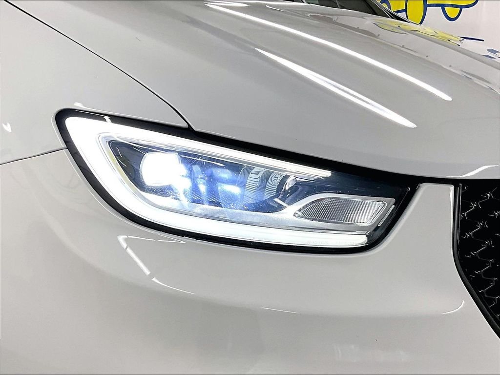 Used 2024 White Chrysler Select S Appearance image 31