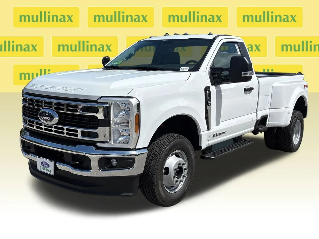 New 2026 White Ford XLT image 15