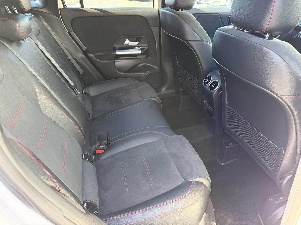 Used 2023 Polar White Mercedes-Benz GLA 250 image 16