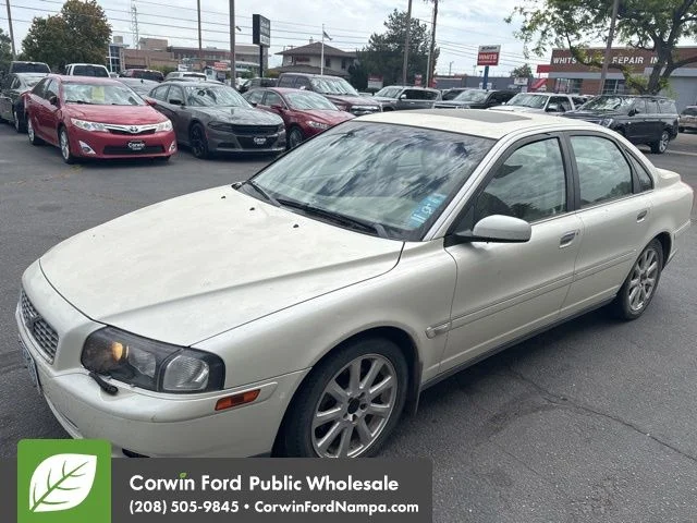 2004 Volvo S80's photo