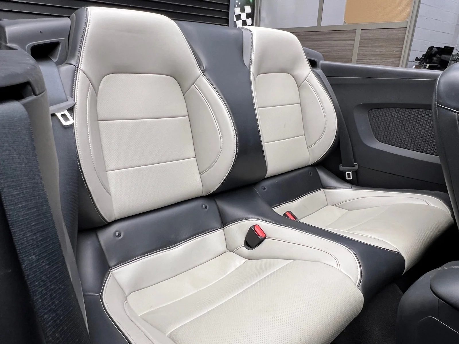 Used 2024 Carbonized Gray (m7) Ford EcoBoost Premium image 21