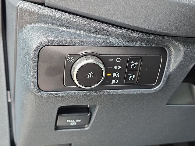 New 2026 Avalanche Gray Ford Badlands® image 14