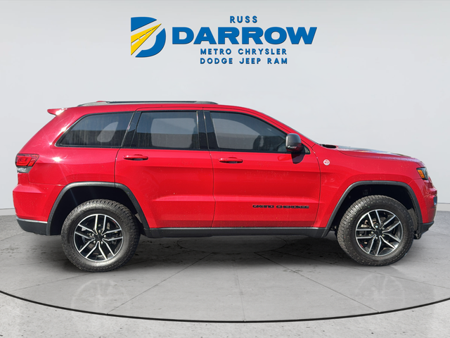 Used 2021 Red Jeep Trailhawk image 6