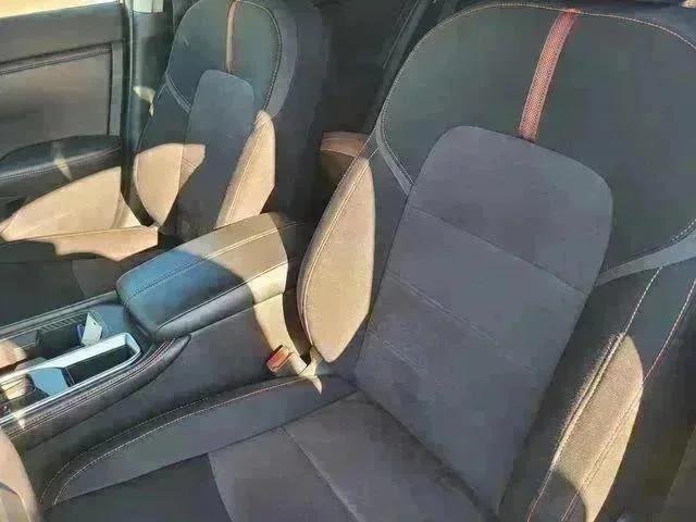 Used 2022 Gray Nissan SR image 13