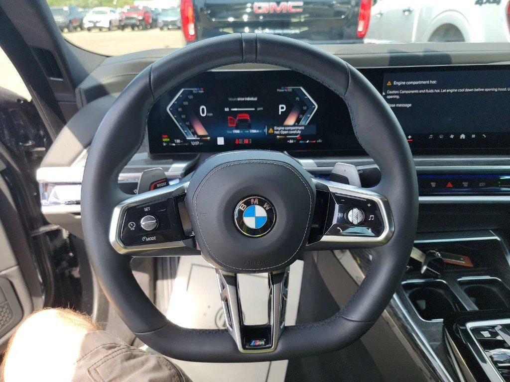 Used 2025 Black BMW 740i xDrive image 16