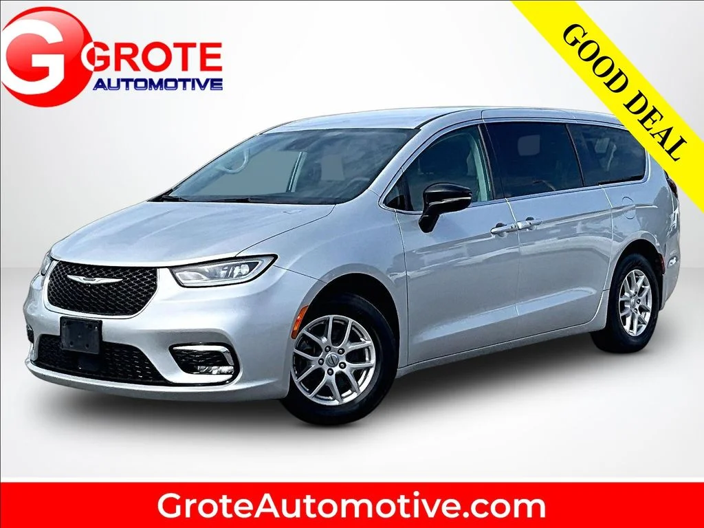 Used 2024 Silver Chrysler Touring L image 1