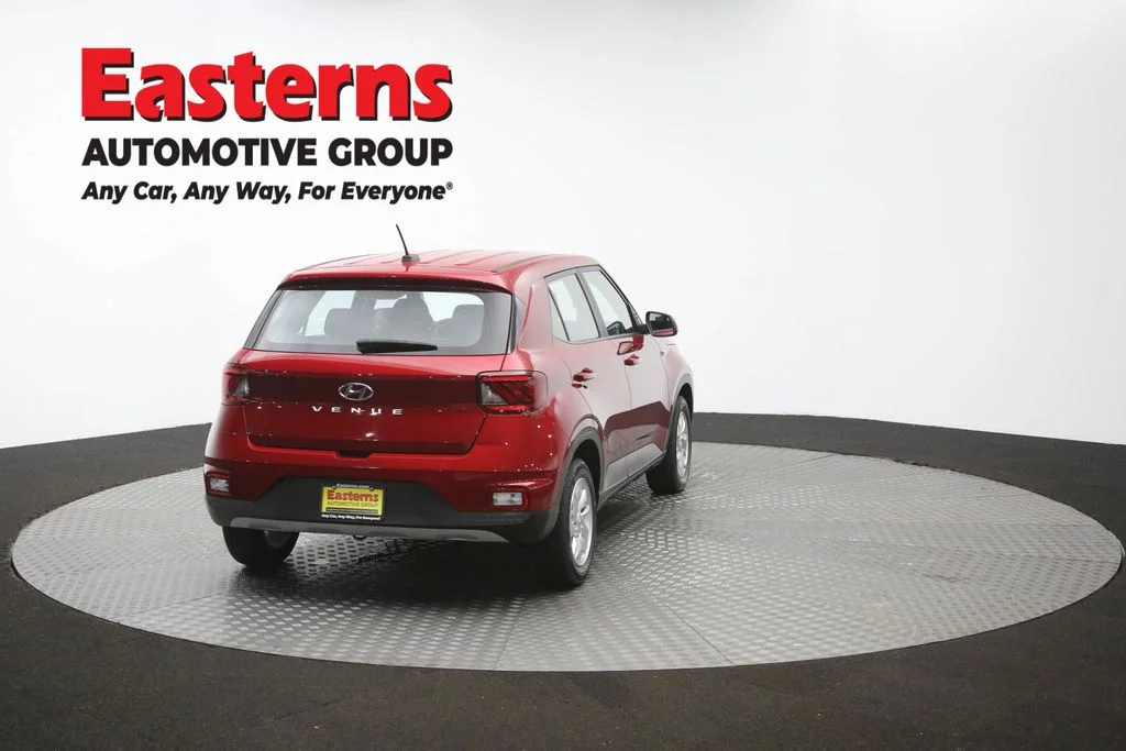 Used 2025 Red Hyundai SE image 37