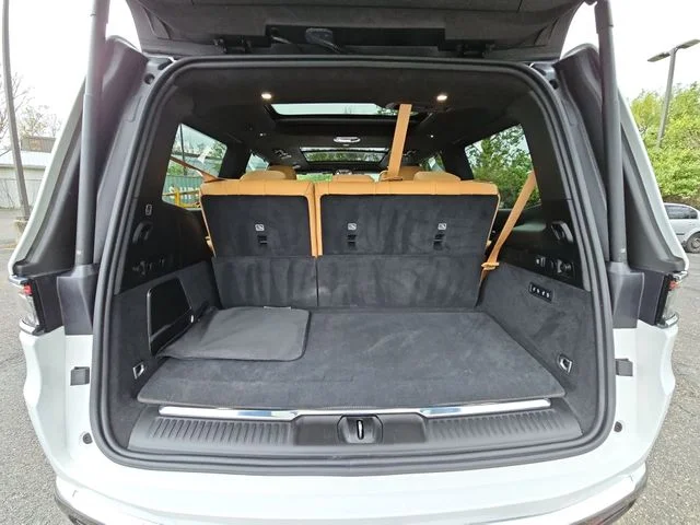 Used 2025 White Jeep Series III image 28