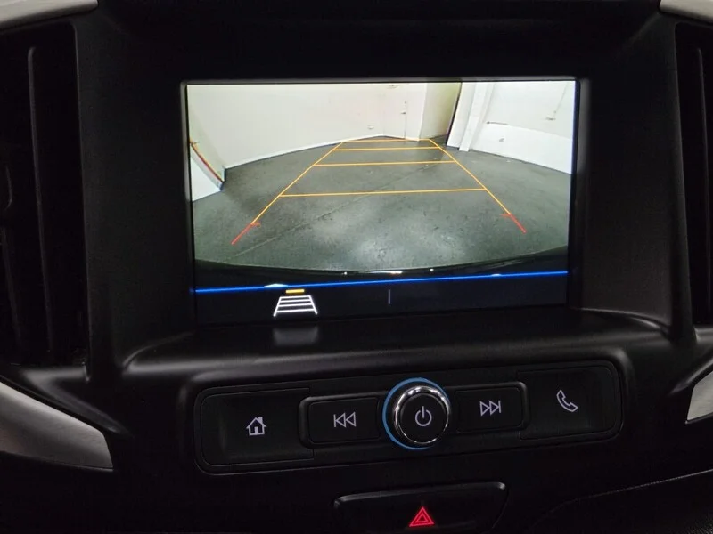 Used 2019 Ebony Twilight Metallic GMC SLE image 18