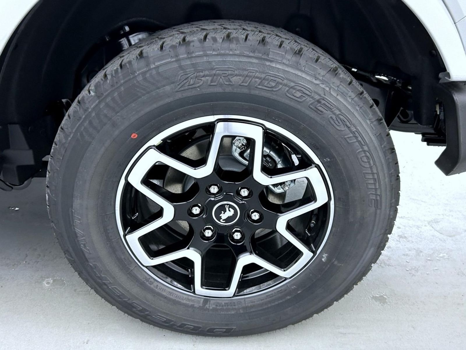 New 2026 Avalanche Gray Ford Outer Banks image 23