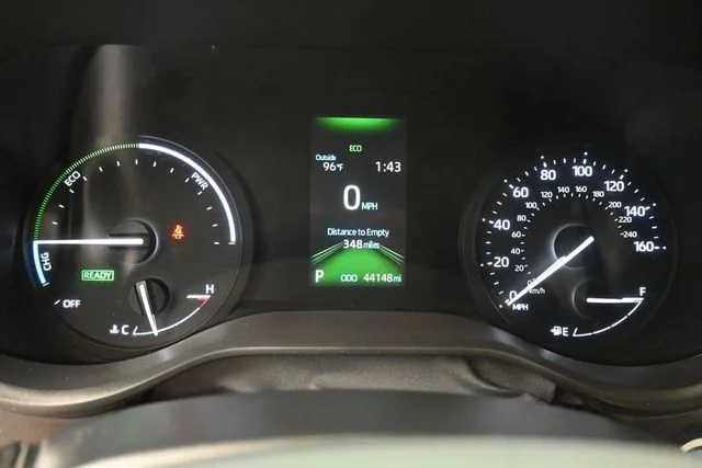 Used 2022 Gray Toyota XLE image 35
