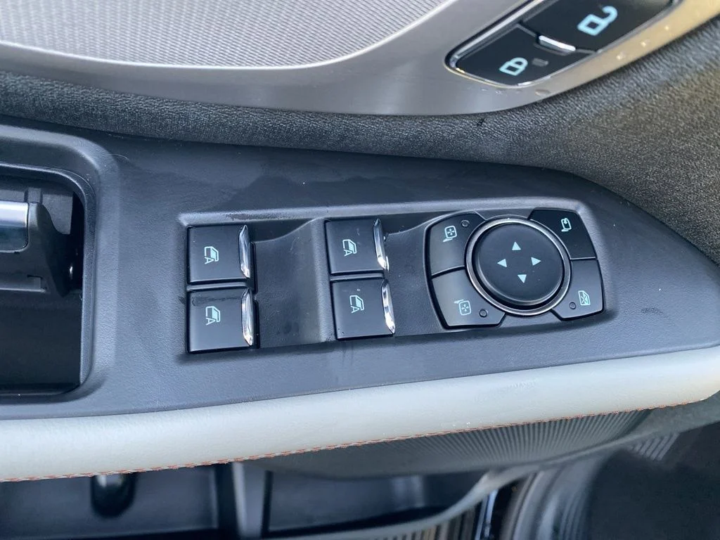 2025 Ford Expedition Active - Photo 12
