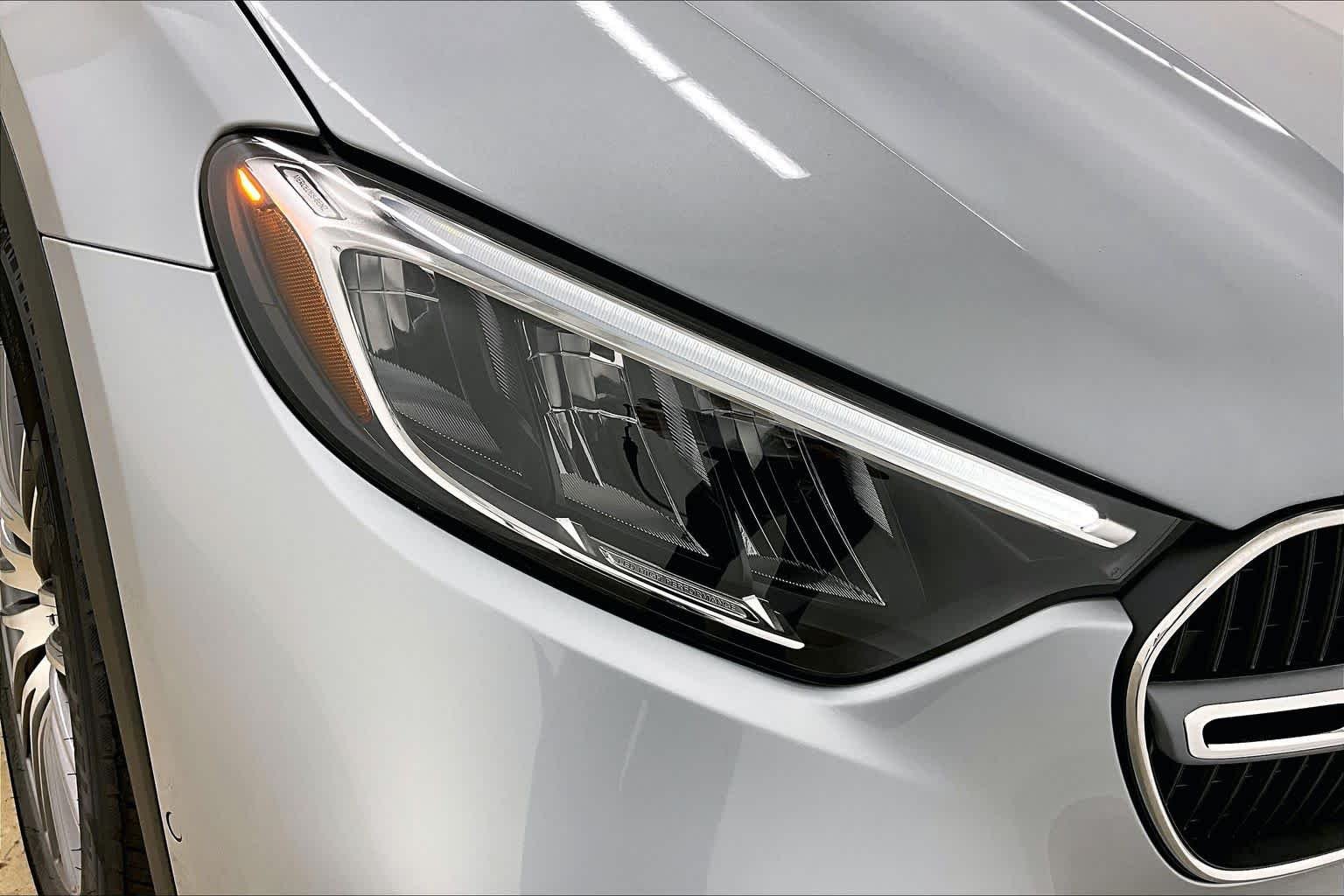 New 2026 Cirrus Silver Metallic Mercedes-Benz GLC 300 image 13