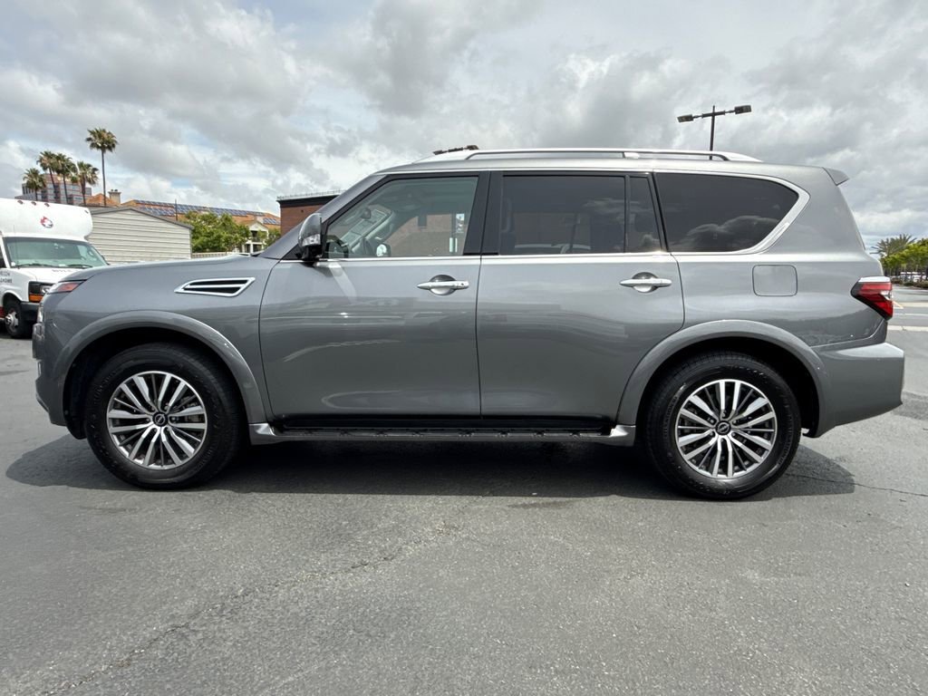Used 2024 Gray Nissan SL image 9