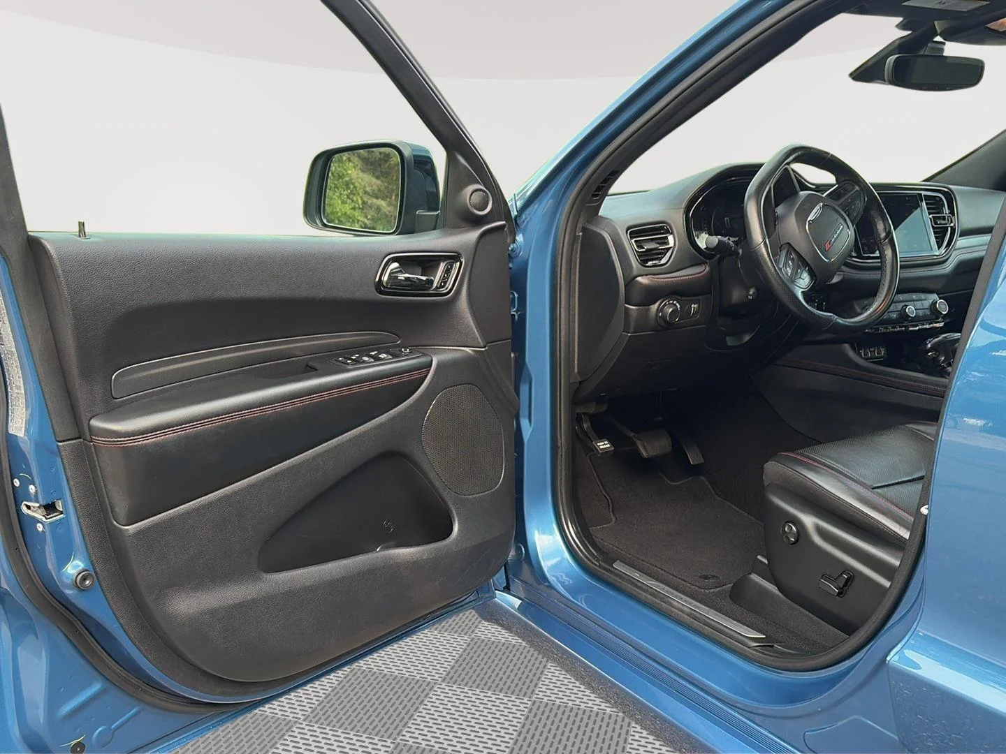 Used 2025 Frostbite Pearlcoat Dodge GT Plus image 11