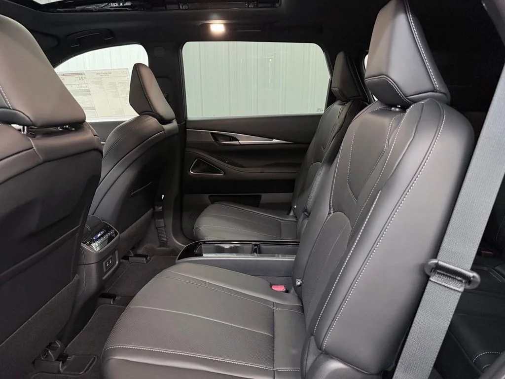 New 2027 2T GRPT SHDW INFINITI Sport AWD image 38