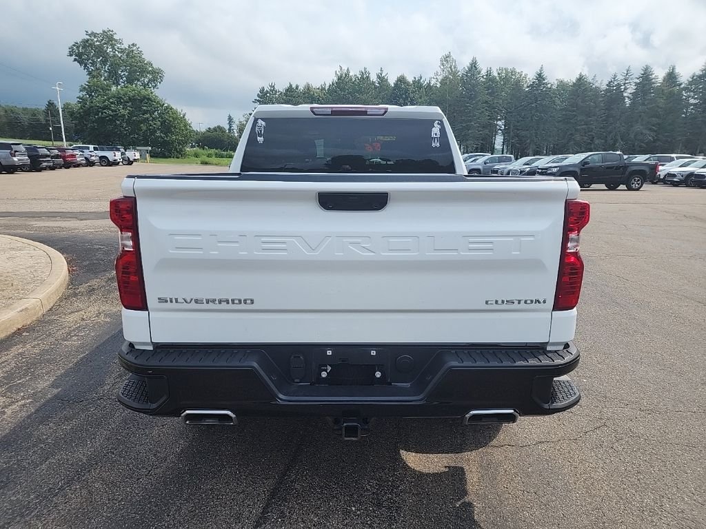 Used 2023 White Chevrolet Custom Trail Boss image 6