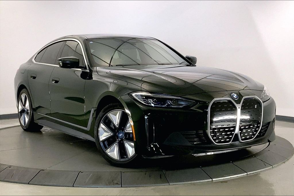 2024 BMW i4 eDrive35's photo