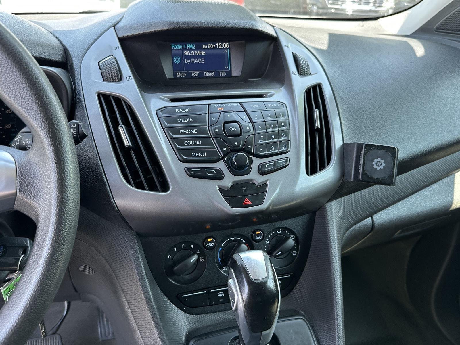 2015 Ford Transit Connect XLT - Photo 34