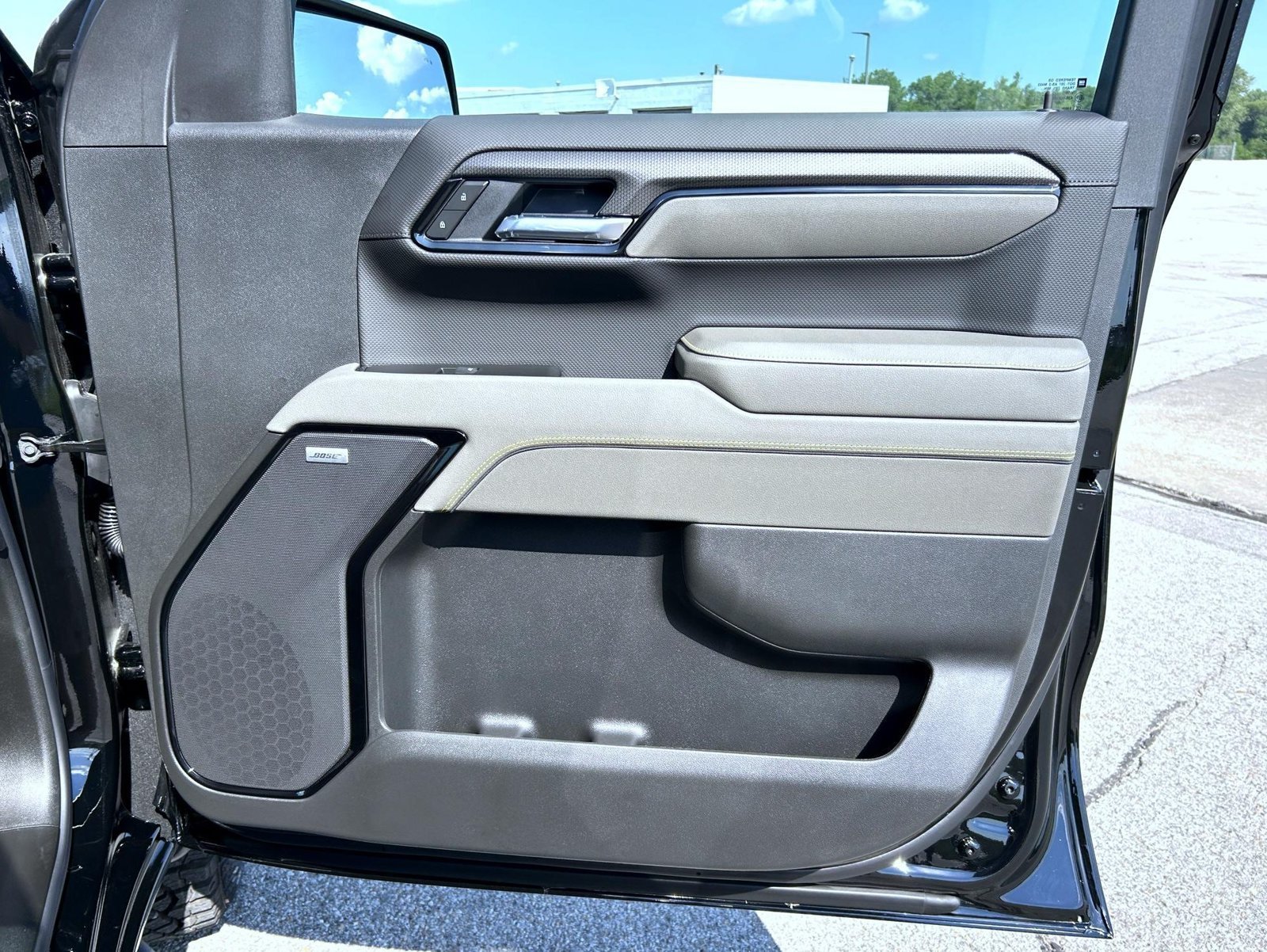 2026 Chevrolet Silverado 1500 ZR2 - Photo 17