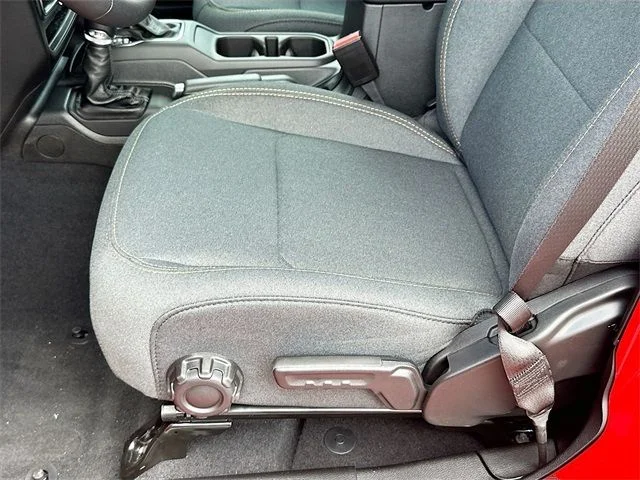 2025 Jeep Wrangler 4-Door Sport S - Photo 13
