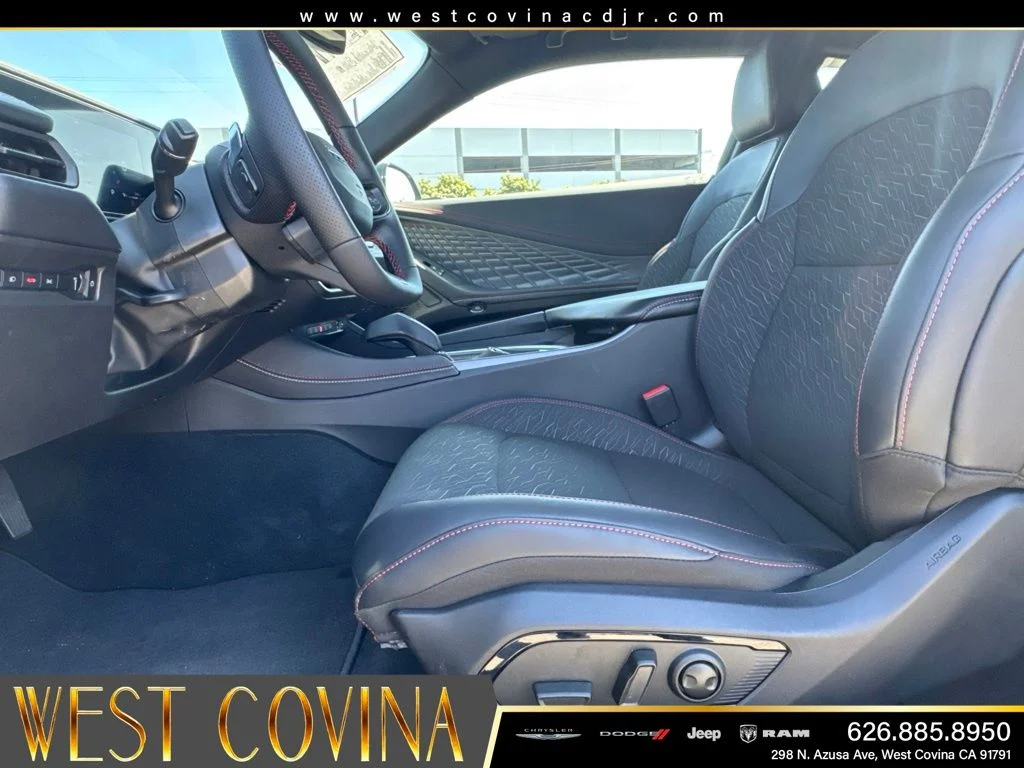 New 2026 Diamond Black Crystal Pearlcoat Dodge Scat Pack image 21