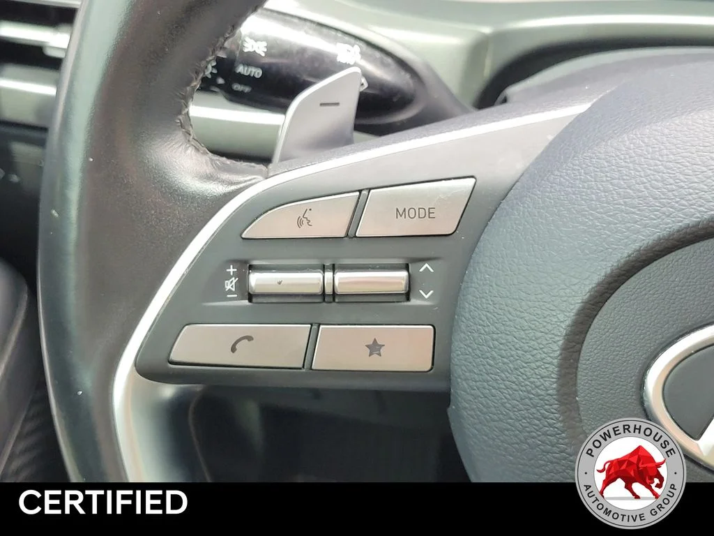 Used 2023 White Hyundai SEL image 32