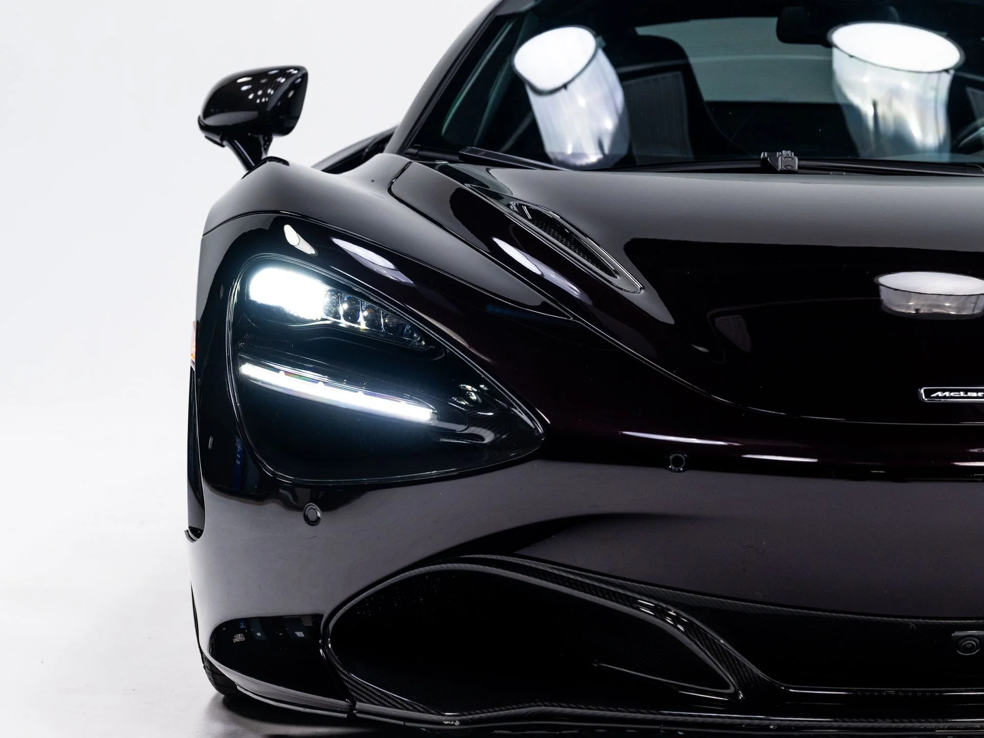 Used 2018 Quartz McLaren Luxury image 59