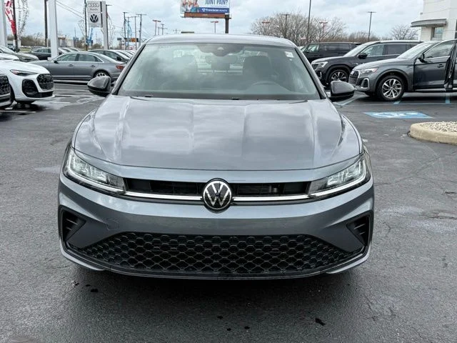 New 2026 Silver Volkswagen 1.5T Sport image 2