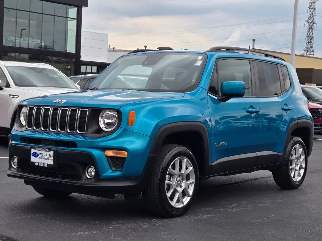 Used 2021 Teal Jeep Latitude image 1