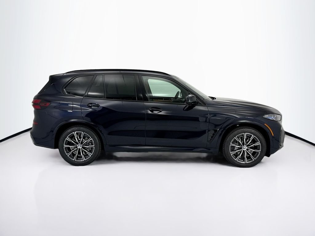New 2026 Carbon Black Metallic BMW xDrive50e image 4