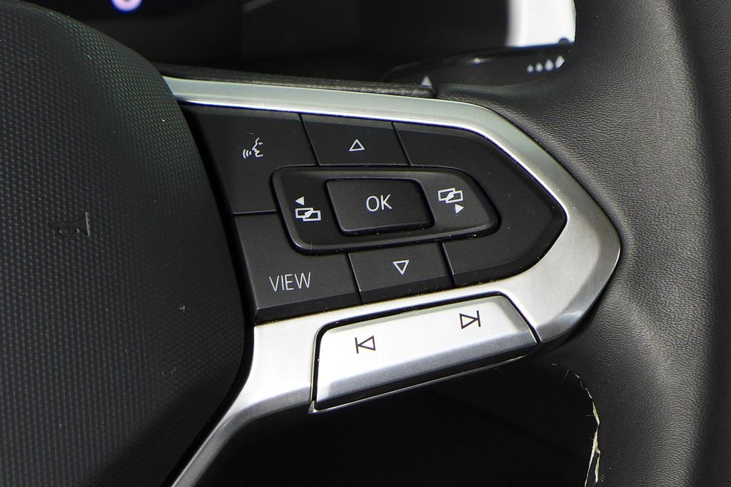 2023 Volkswagen Atlas SE w/Tech - Photo 29