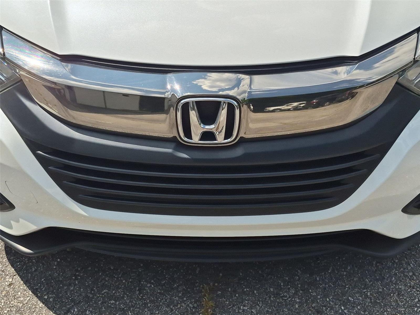 Used 2022 Platinum White Pearl Honda EX image 14