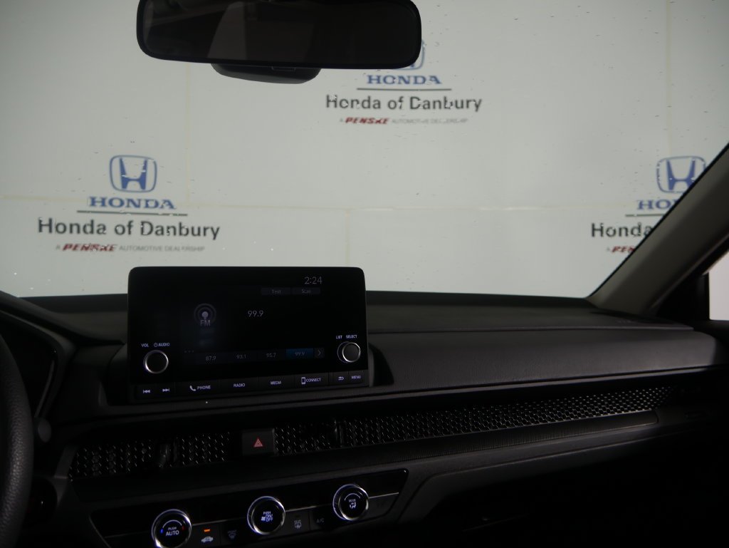 2024 Honda CR-V LX - Photo 17