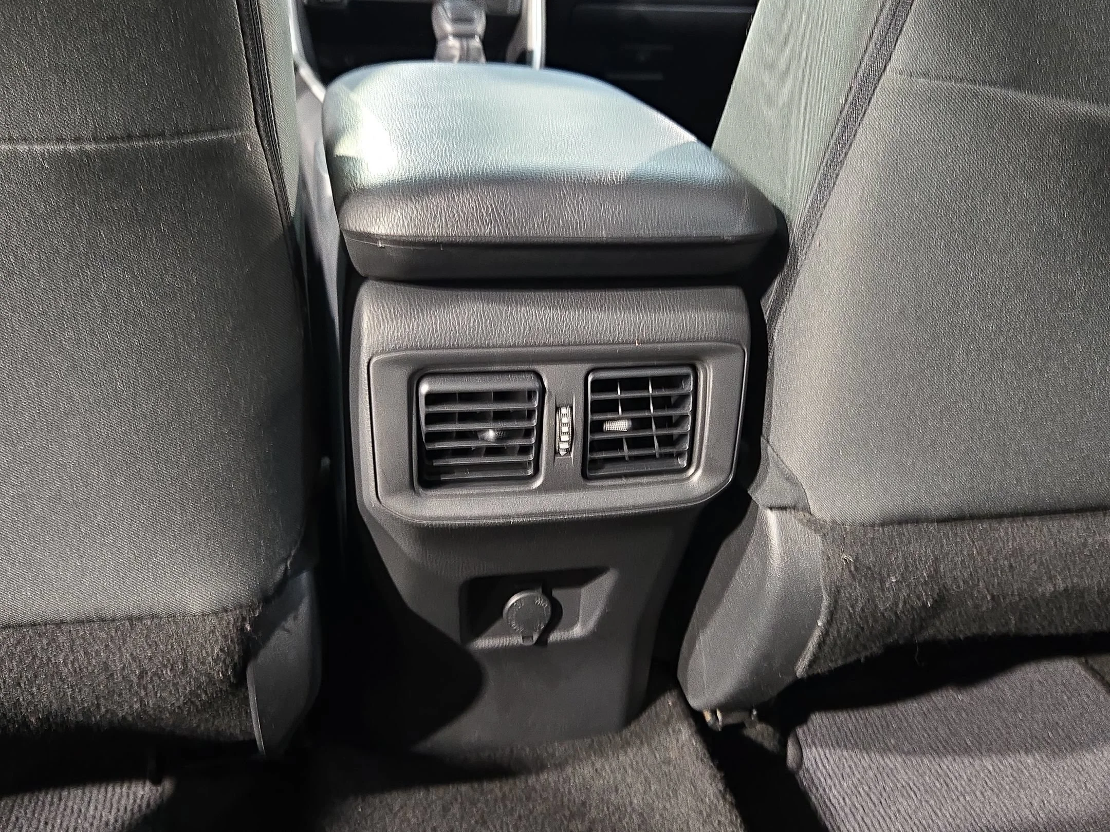 Used 2022 White Toyota LE image 36