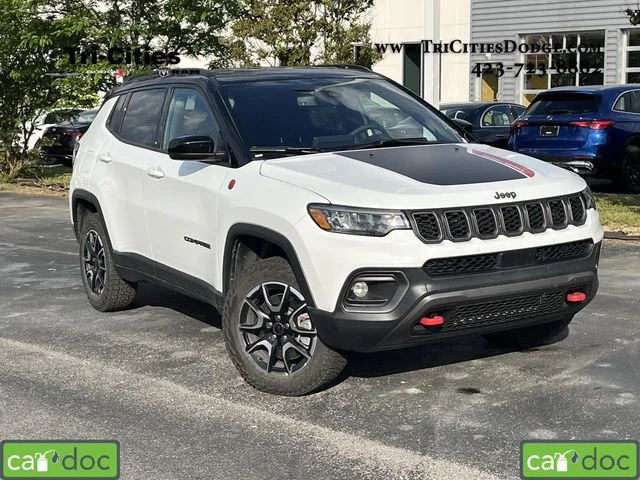 2025 Jeep Compass Trailhawk 4X4's photo
