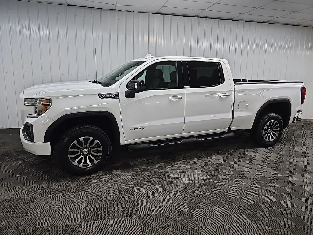 Used 2019 White GMC AT4 image 6