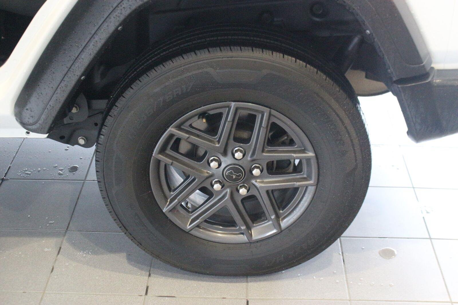 Used 2024 Whyte Jeep Sport S image 31