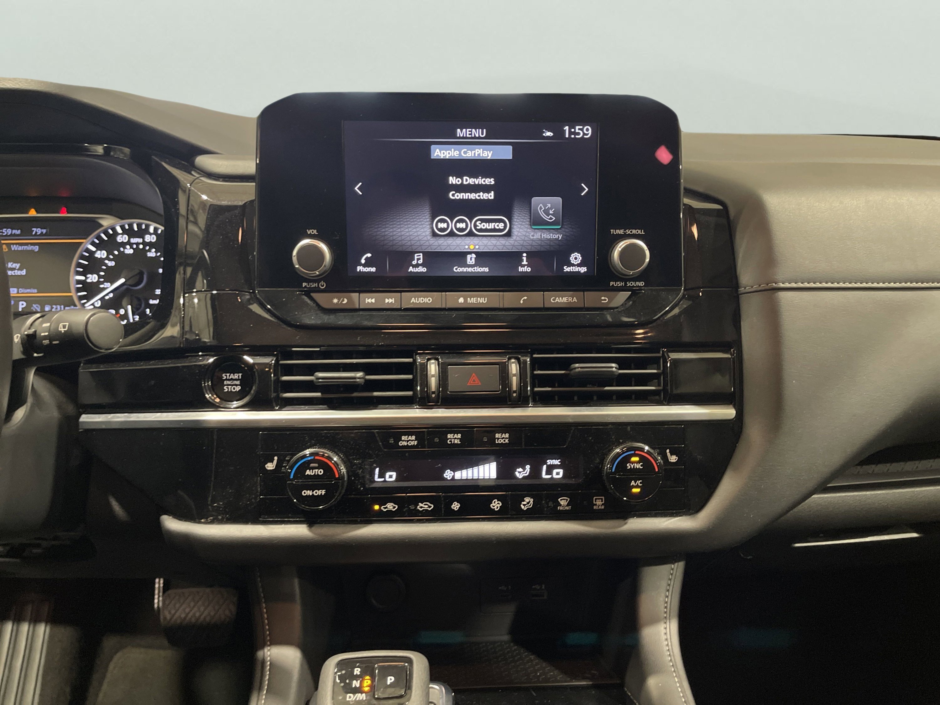 2025 Nissan Pathfinder SV - Photo 20