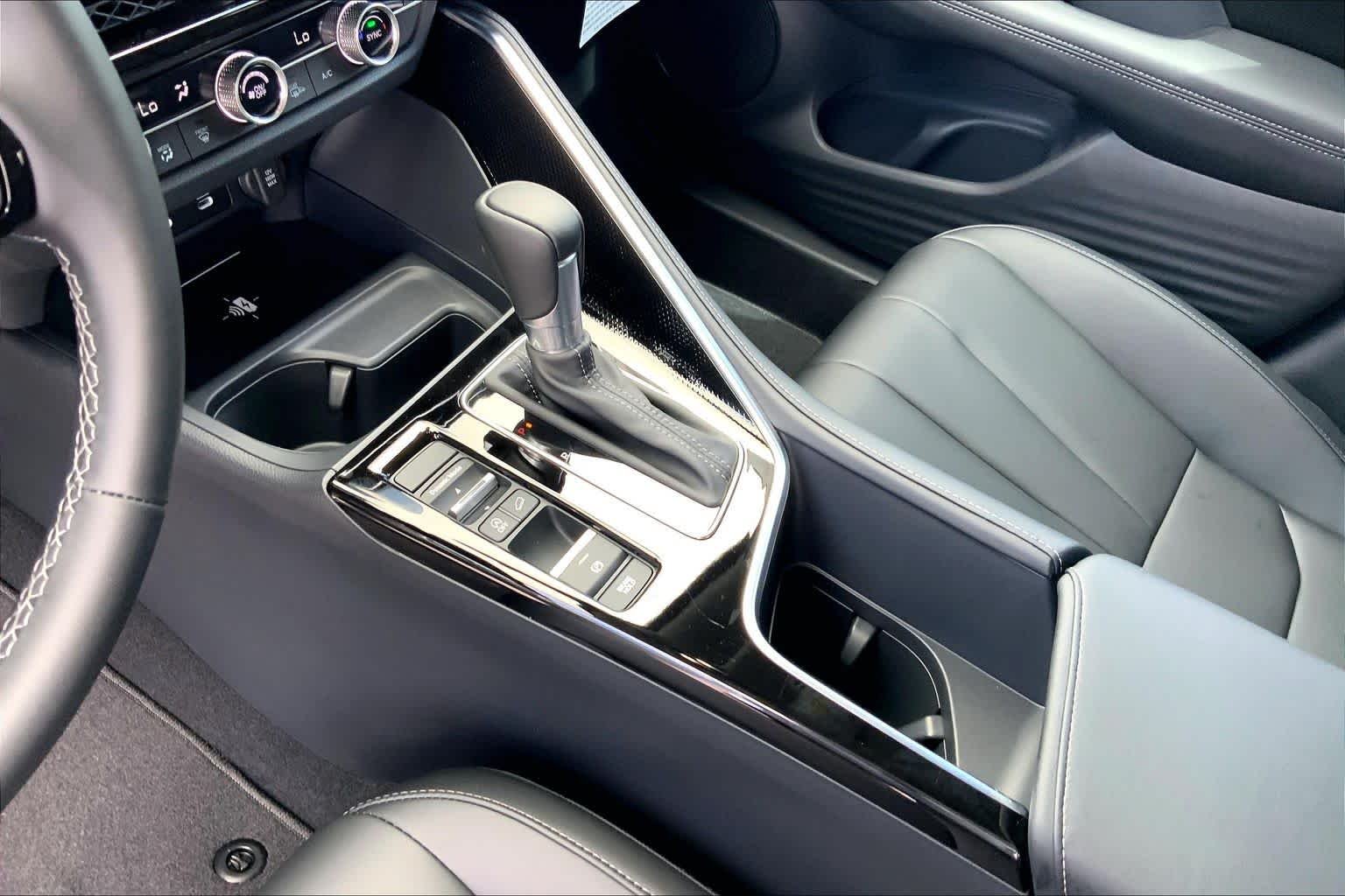 New 2026 Solar Silver Metallic Acura  image 11