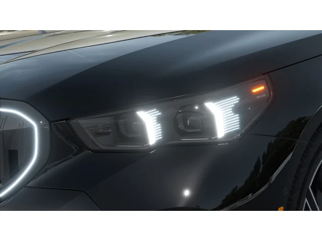 New 2027 Black Sapphire Metallic BMW  image 6