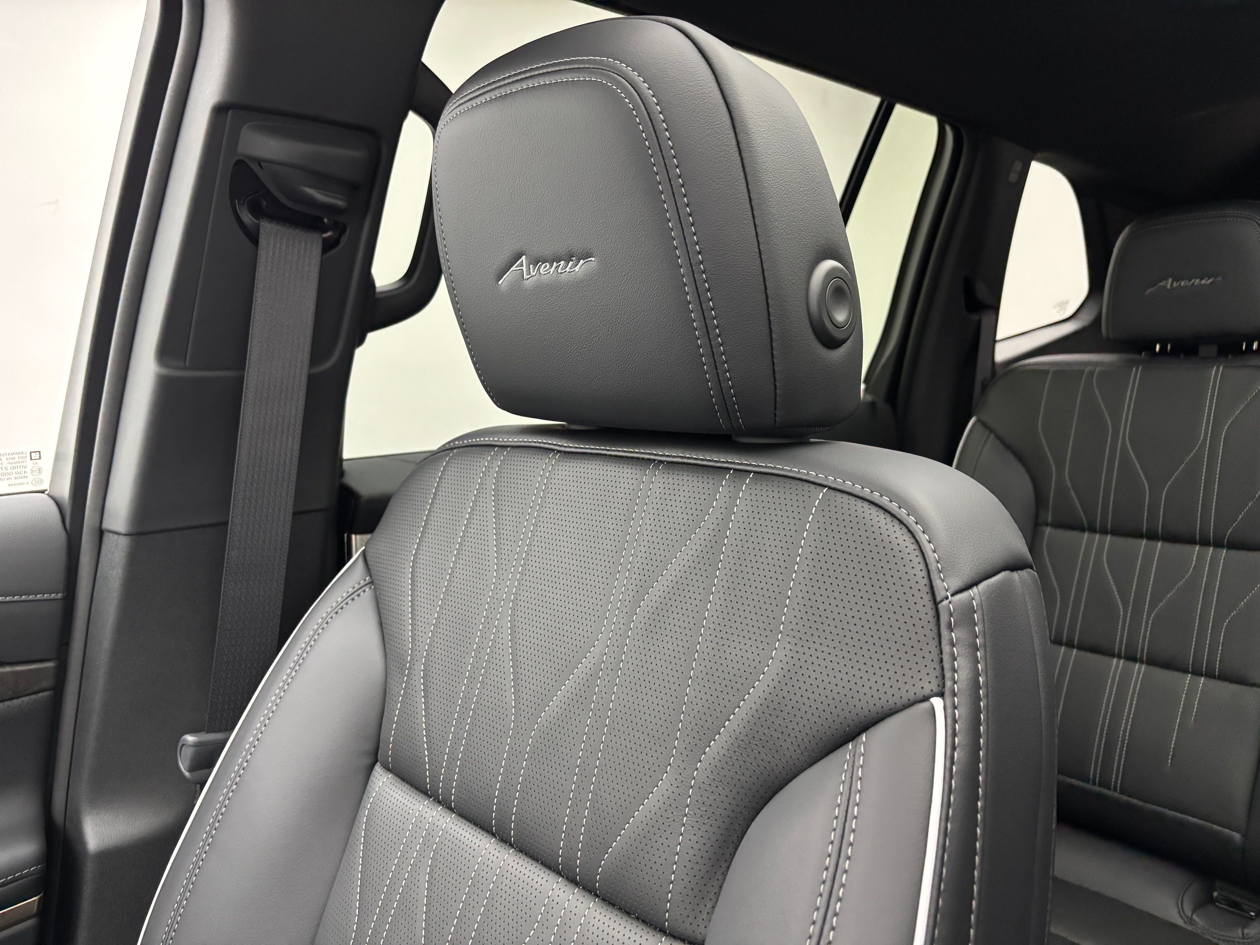 New 2026 Moonstone Gray Metallic Buick Avenir image 49