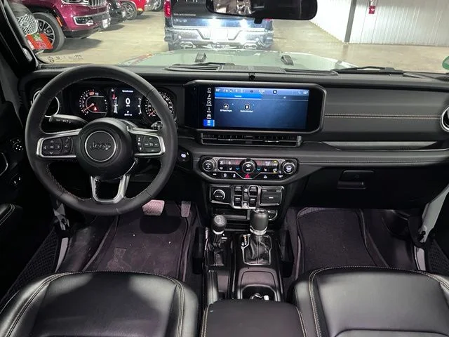 Used 2024 Gray Jeep Sahara image 29