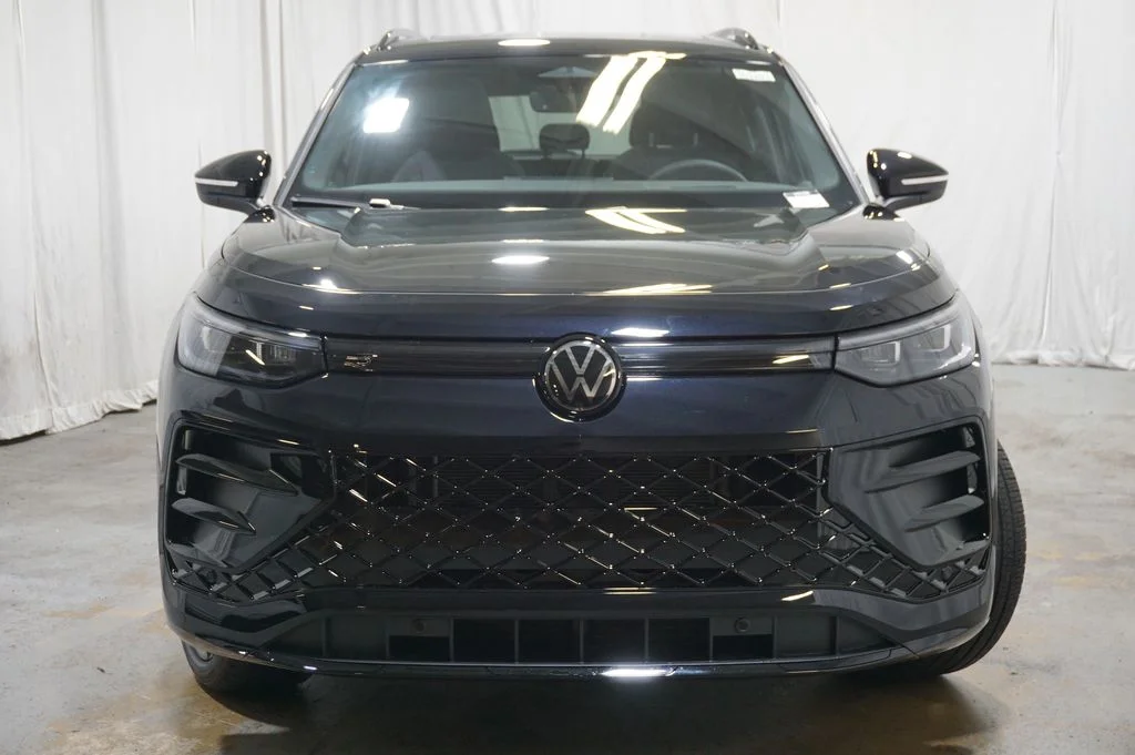 New 2026 Black Volkswagen 2.0T SE R-Line Black image 5