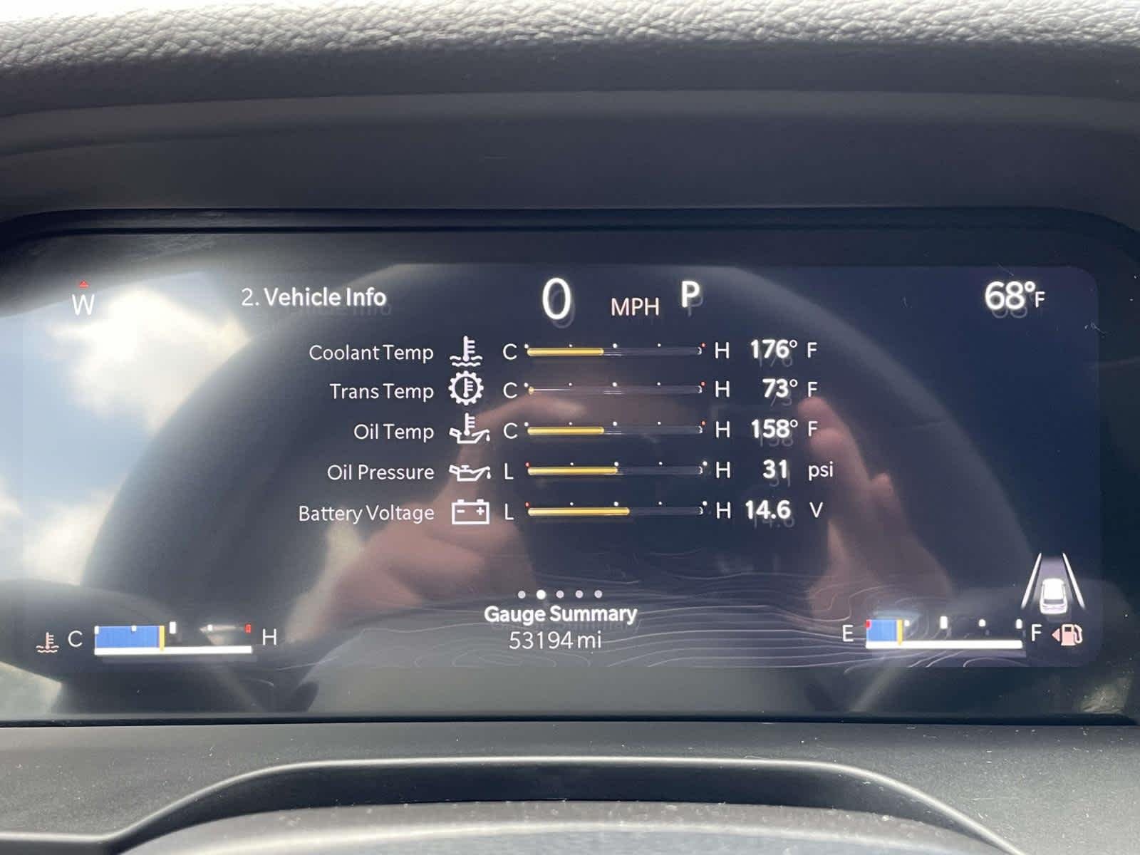 Used 2023 Whi/white Jeep Altitude image 3