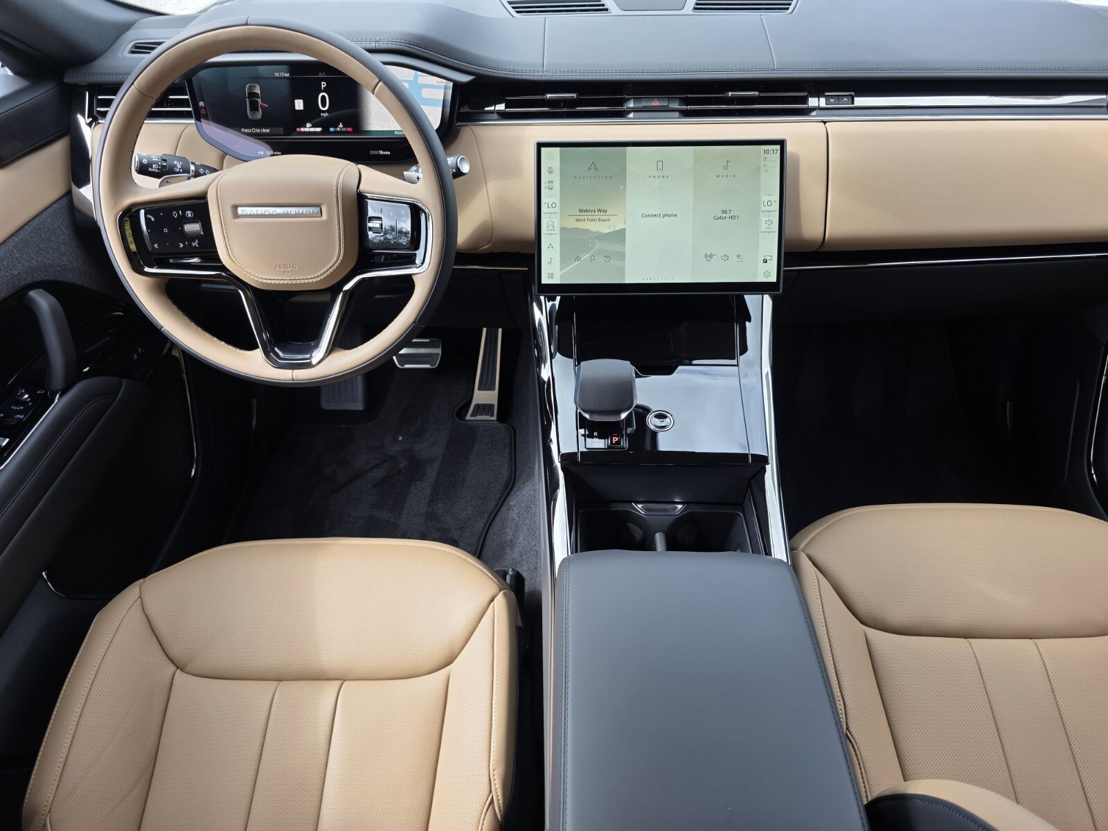 New 2026 Giola Green Land Rover Dynamic SE image 4