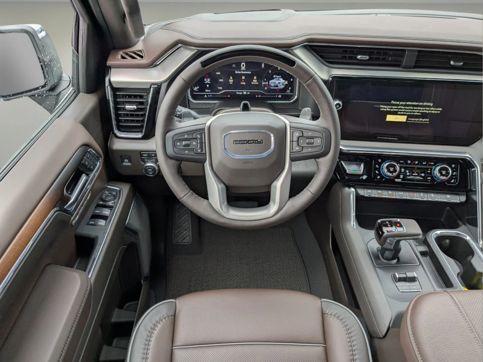 Used 2024 White Frost Tricoat GMC Denali image 15