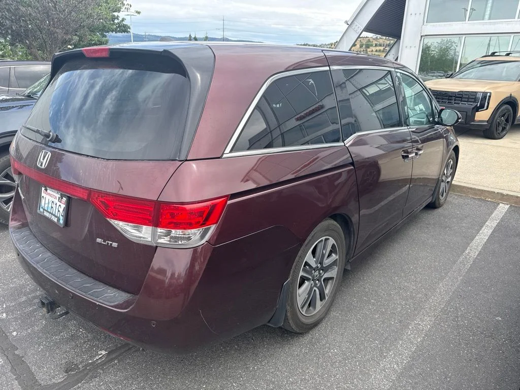 Used 2015 Red Honda  image 4