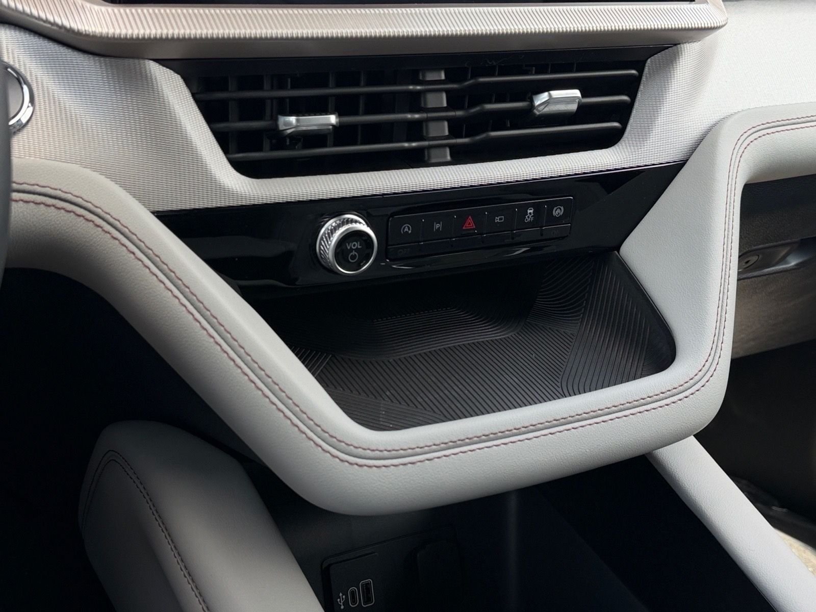 New 2027 Vapor Blue Metallic Ford Active image 26