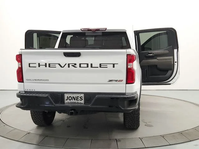 Used 2023 White Chevrolet ZR2 image 14